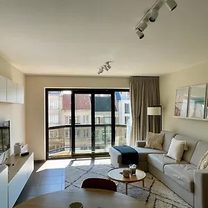  Appartement 4 P A 50 M De La België